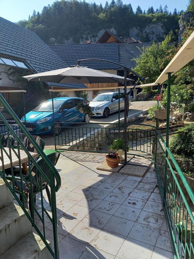 Holiday Home Alojzija בלד מראה חיצוני תמונה
